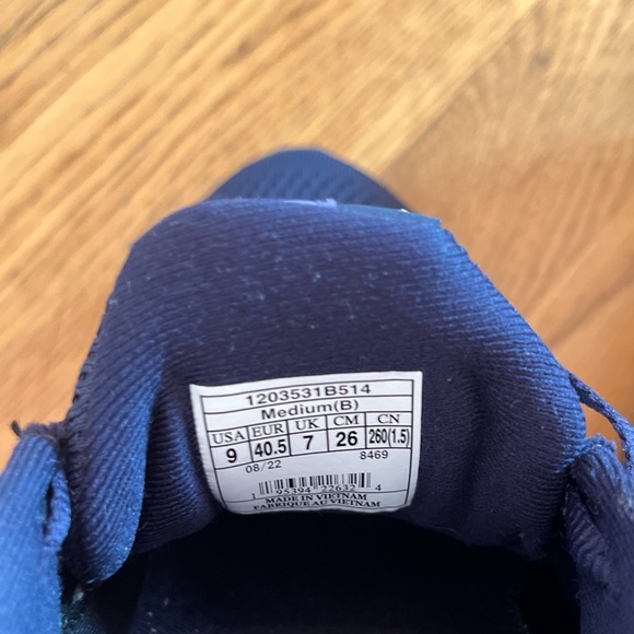 Brooks Adrenaline GTS 22 Women's Navy Running Shoes - Picture 3 of 3